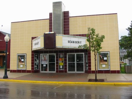 Elk Rapids Cinema - Summer 2002 Pic (newer photo)